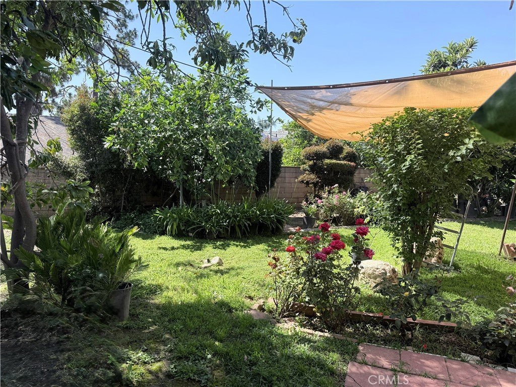 639 Damien La Verne CA 91750 4 639 Damien La Verne CA 91750