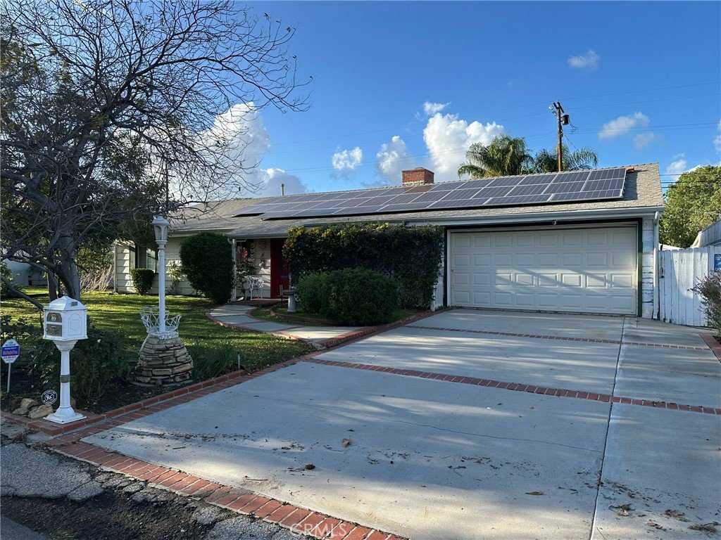 22901 Leonora Drive Woodland Hills CA 91367 24 22901 Leonora Drive Woodland Hills CA 91367
