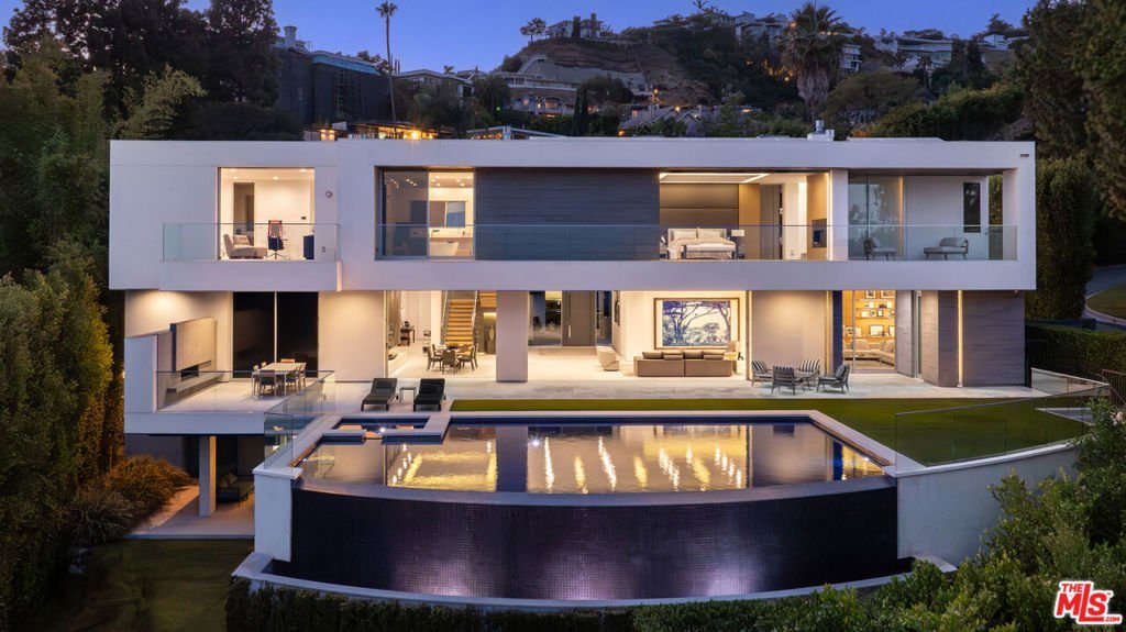 1401 Londonderry Place Los Angeles CA 90069 22 1401 Londonderry Place Los Angeles CA 90069