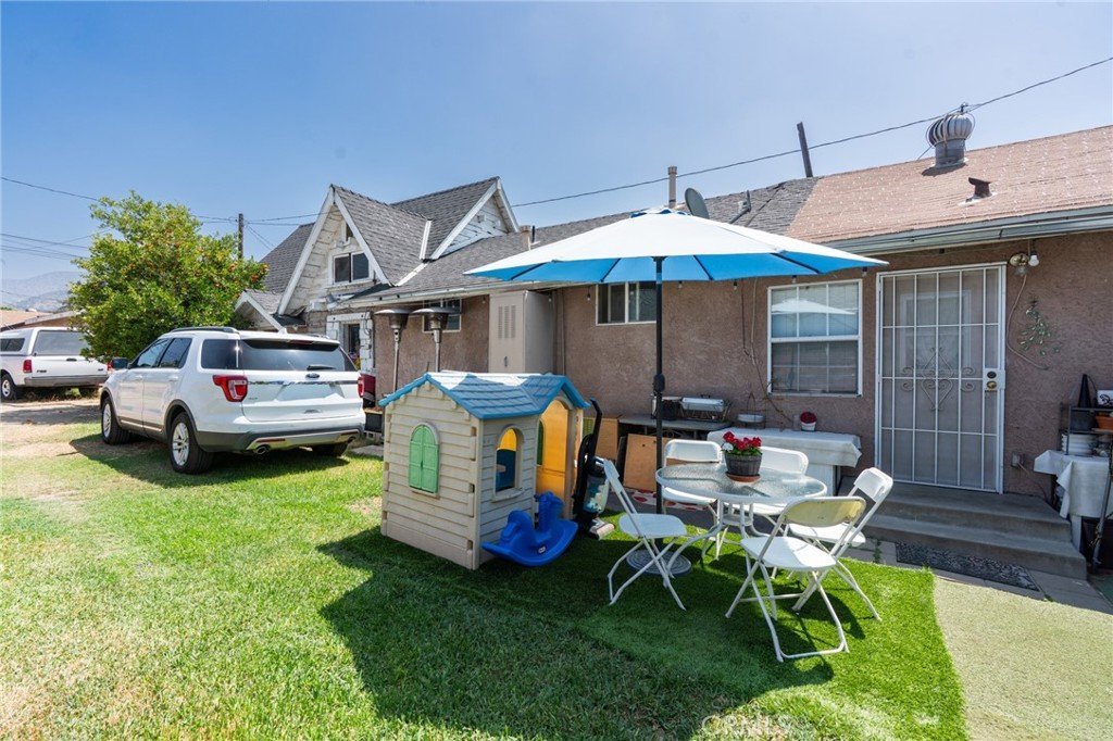 325 W Crescent Drive Azusa CA 91702 41 325 W Crescent Drive Azusa CA 91702
