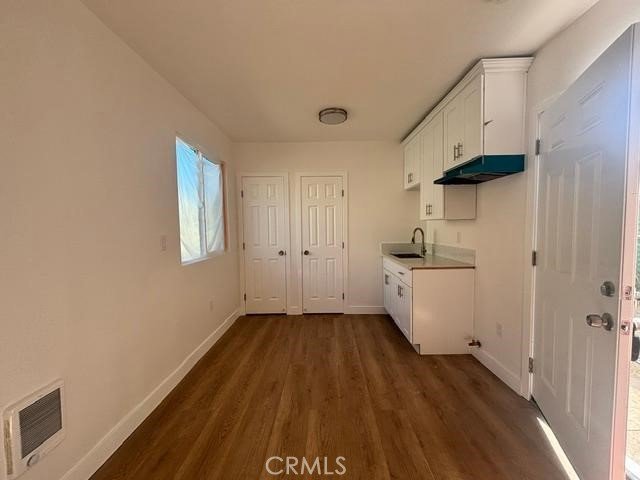 2214 E 111th Los Angeles CA 90059 10 2214 E 111th Los Angeles CA 90059