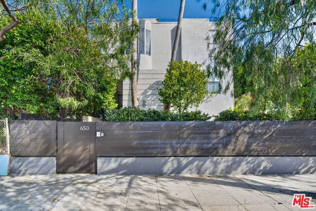 650 Rose Avenue 2 Venice CA 90291 21 650 Rose Avenue 2 Venice CA 90291