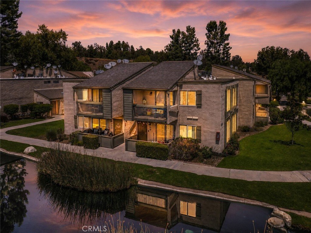 24518 Nicklaus Drive O10 Valencia CA 91355 22 24518 Nicklaus Drive O10 Valencia CA 91355