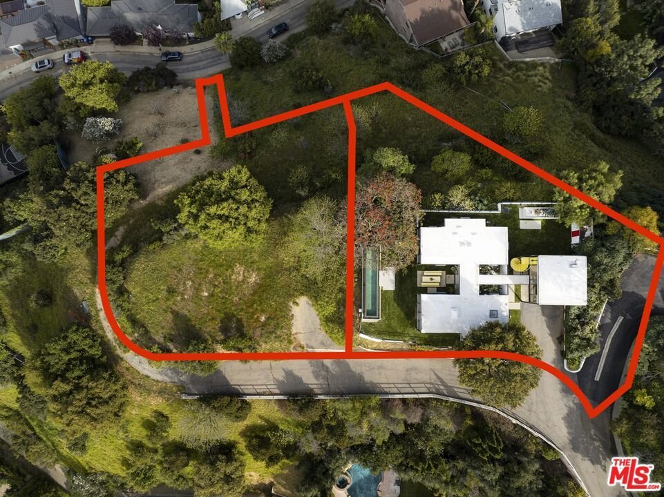 2977 Passmore Drive Los Angeles CA 90068 23 2977 Passmore Drive Los Angeles CA 90068