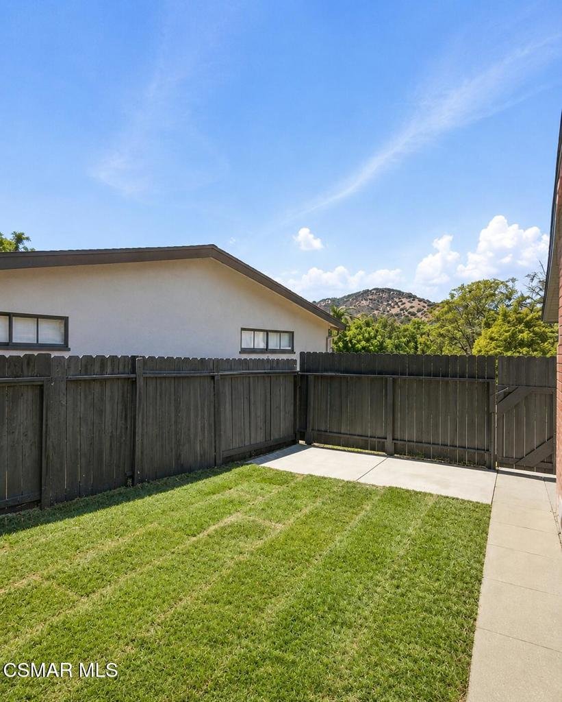 8326 Fable Avenue West Hills CA 91304 22 8326 Fable Avenue West Hills CA 91304