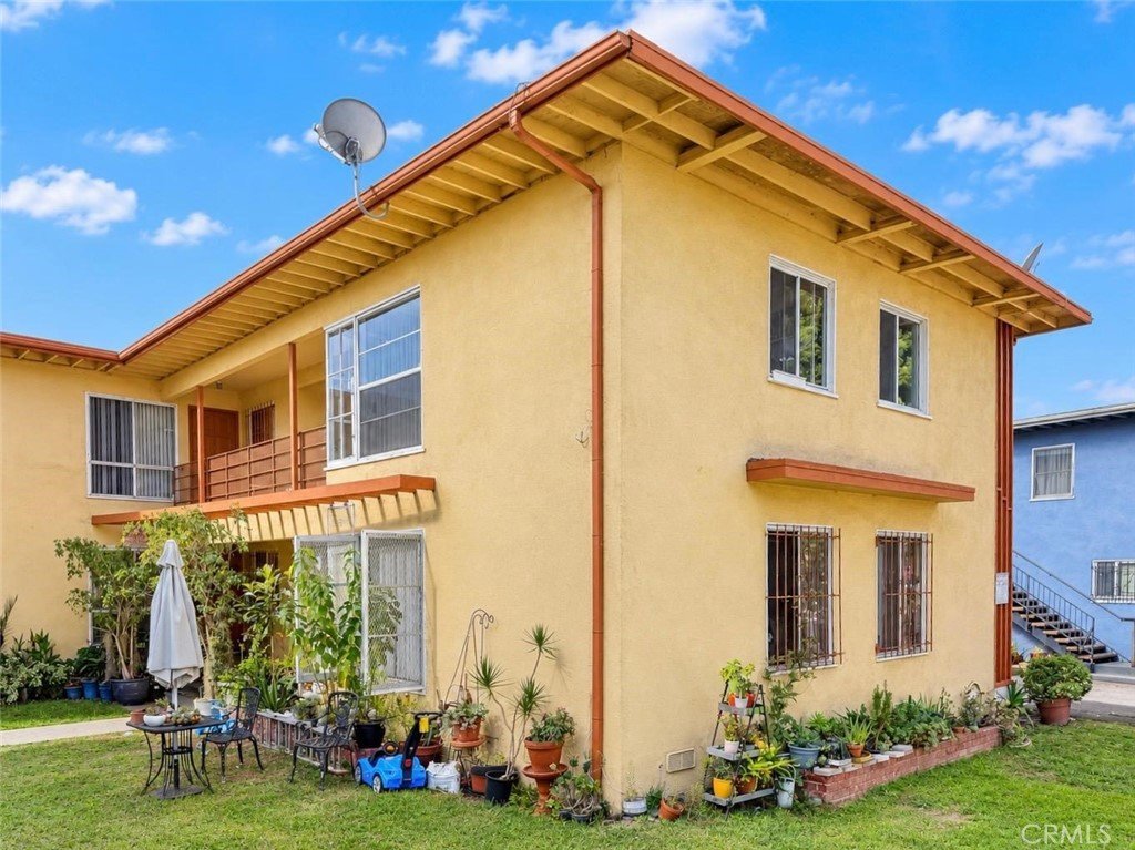 5648 Clemson Street 1/2 Los Angeles CA 90016 23 5648 Clemson Street 1/2 Los Angeles CA 90016
