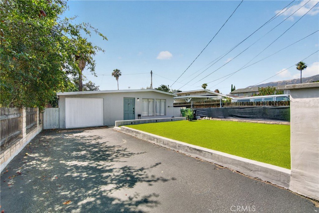 10831 Odell Avenue Sunland CA 91040 17 10831 Odell Avenue Sunland CA 91040