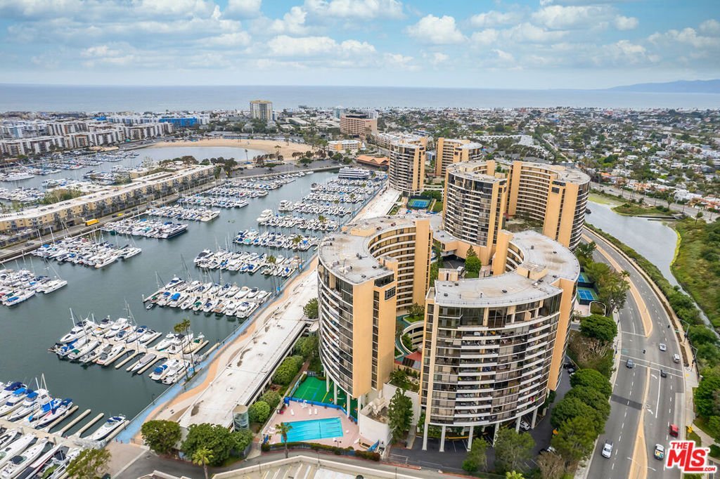 4337 Marina City Drive PH42 Marina Del Rey CA 90292 48 4337 Marina City Drive PH42 Marina Del Rey CA 90292