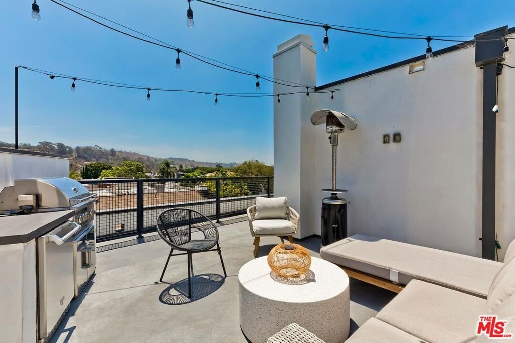 4180 Duquesne Culver City CA 90232 33 4180 Duquesne Culver City CA 90232
