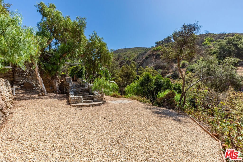 2961 Gorge Road Malibu CA 90265 58 2961 Gorge Road Malibu CA 90265