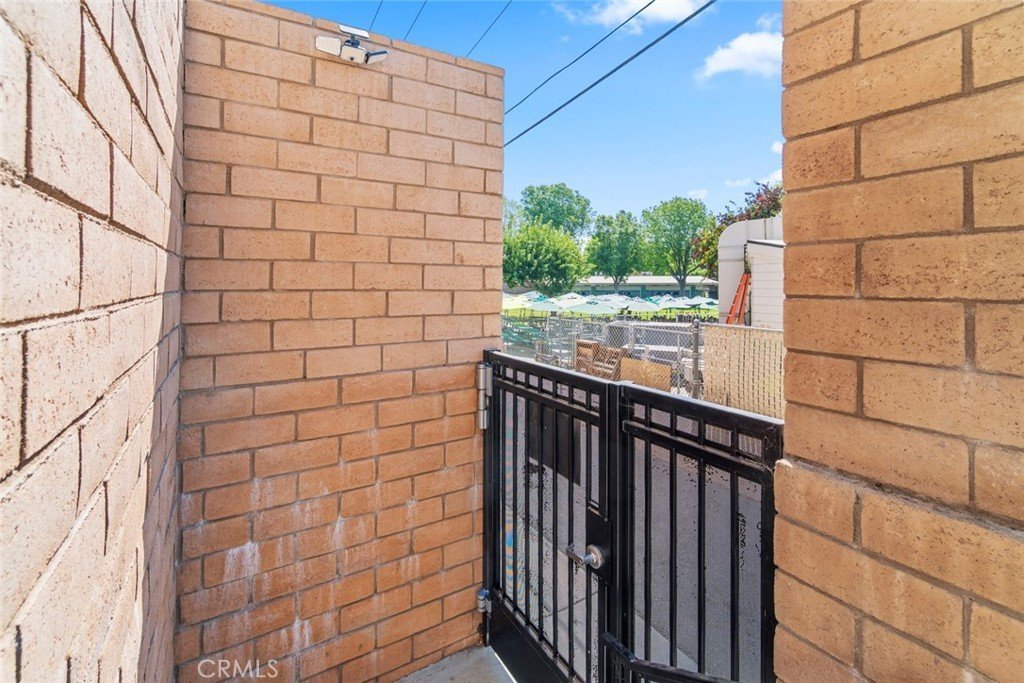 16426 Whittier 3 Whittier CA 90603 32 16426 Whittier 3 Whittier CA 90603
