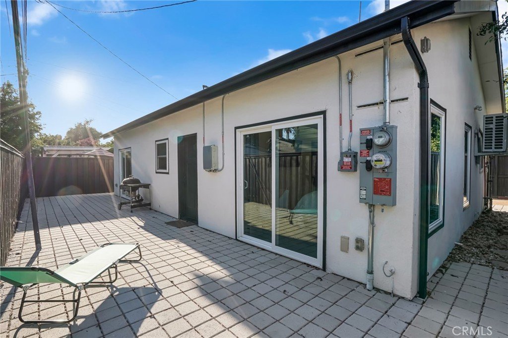22432 Berdon Street Woodland Hills CA 91367 75 22432 Berdon Street Woodland Hills CA 91367