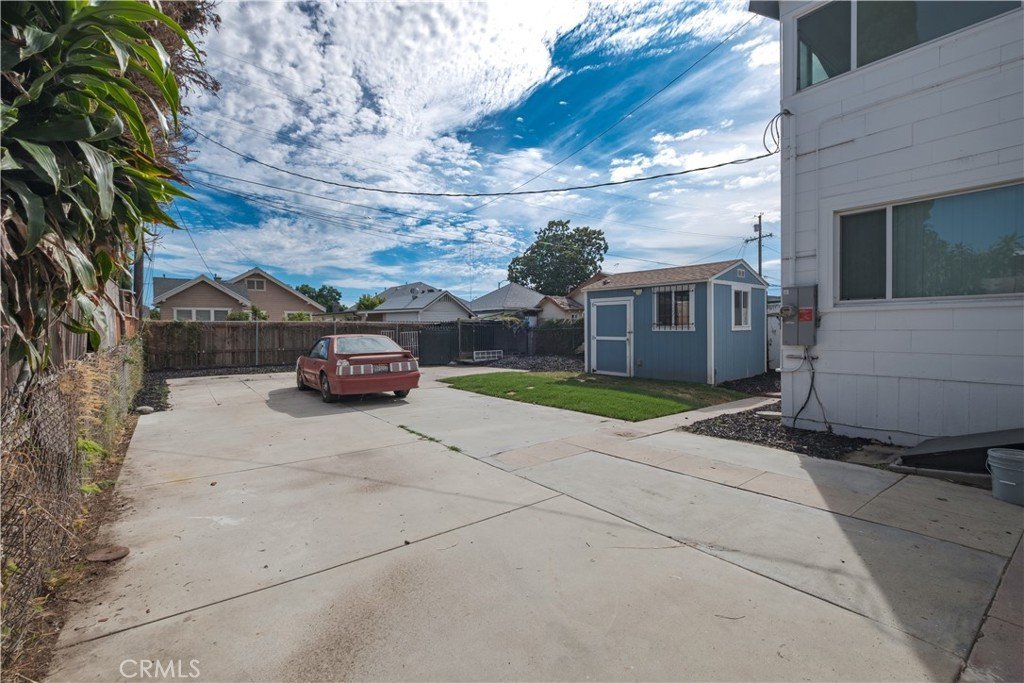 1758 W 41st Los Angeles CA 90062 52 1758 W 41st Los Angeles CA 90062
