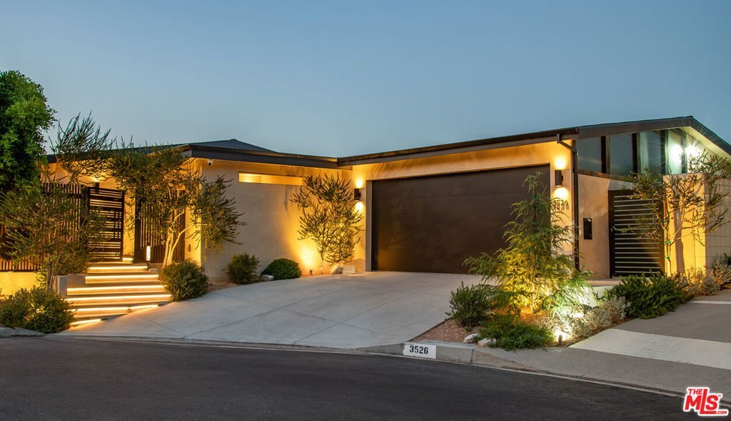 3526 Wrightwood Court Studio City CA 91604 49 3526 Wrightwood Court Studio City CA 91604