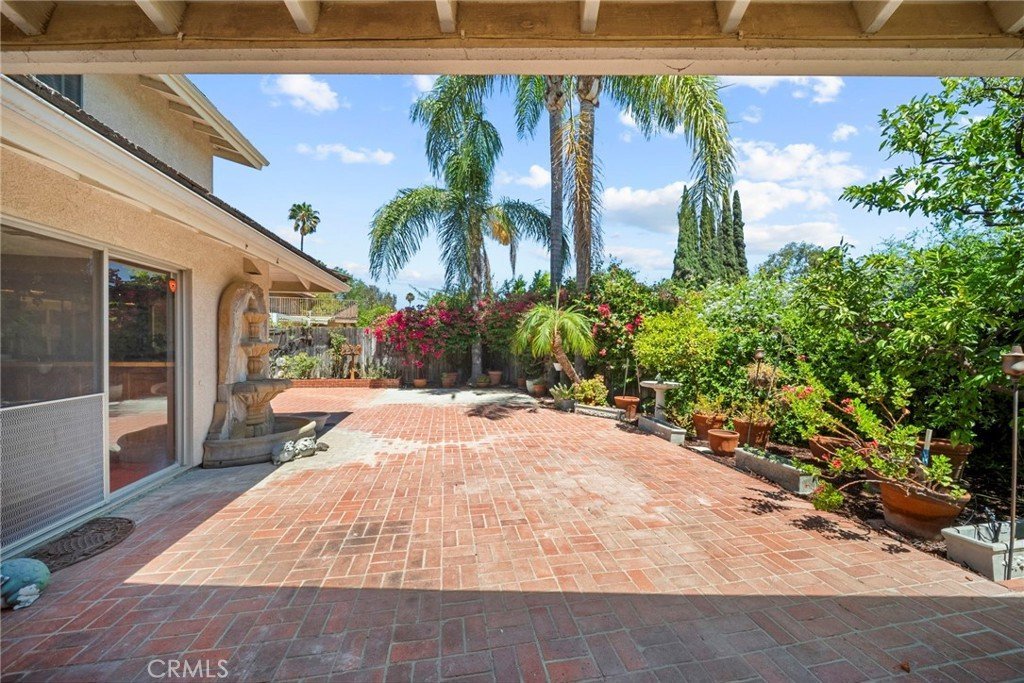 10106 Petit North Hills CA 91343 23 10106 Petit North Hills CA 91343
