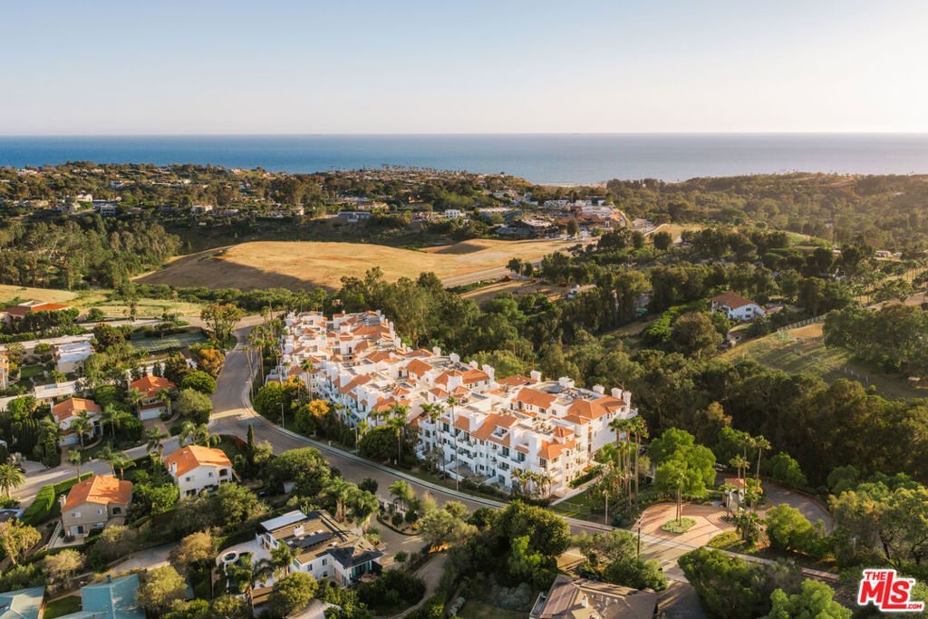 6489 Cavalleri Road 211 Malibu CA 90265 21 6489 Cavalleri Road 211 Malibu CA 90265