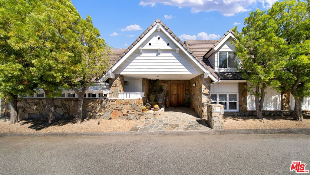 2312 Kimridge Road Beverly Hills CA 90210 40 2312 Kimridge Road Beverly Hills CA 90210