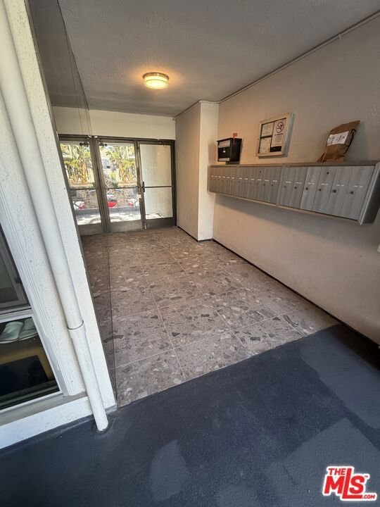 1328 Havenhurst Drive 202 West Hollywood CA 90046 50 1328 Havenhurst Drive 202 West Hollywood CA 90046