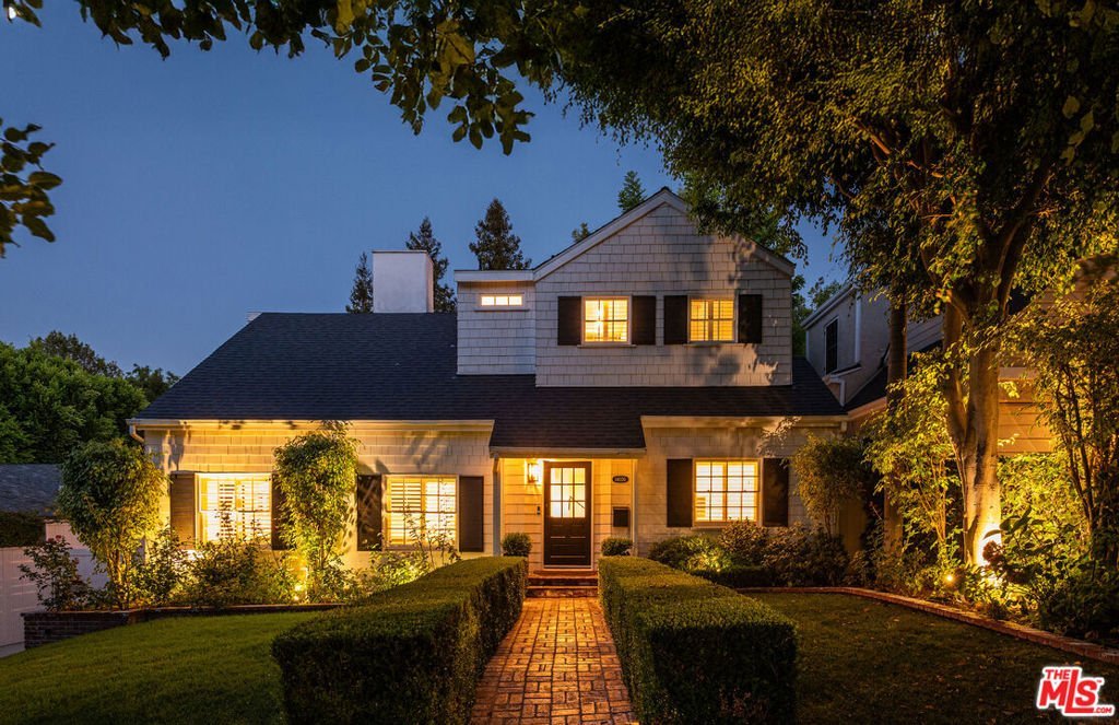 14030 Roblar Road Los Angeles CA 91423 22 14030 Roblar Road Los Angeles CA 91423