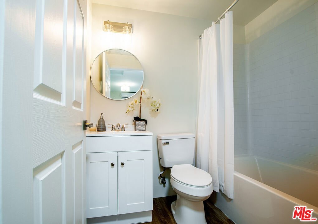 17209 Stagg Street Van Nuys CA 91406 48 17209 Stagg Street Van Nuys CA 91406