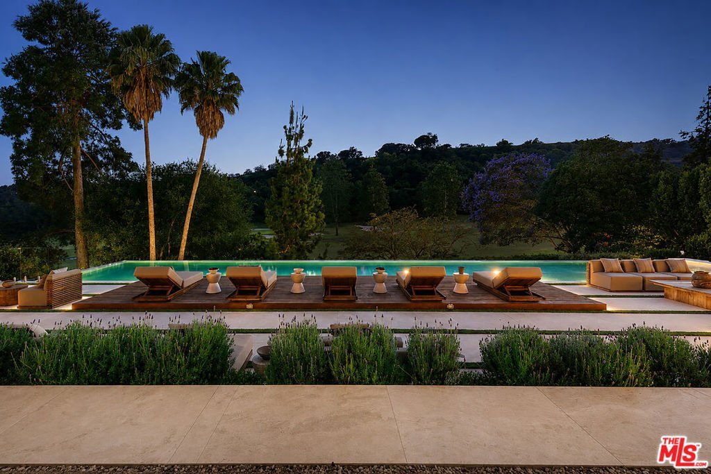 10830 Chalon Road Los Angeles CA 90077 38 10830 Chalon Road Los Angeles CA 90077