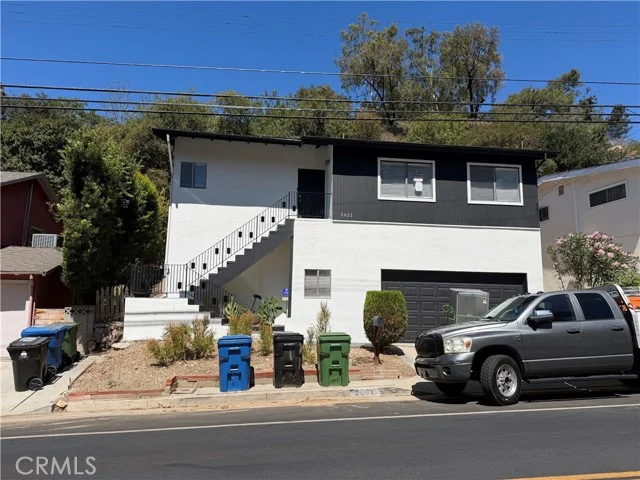 3621 Division, Los Angeles