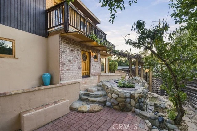 4164 Prasa Road, Woodland Hills