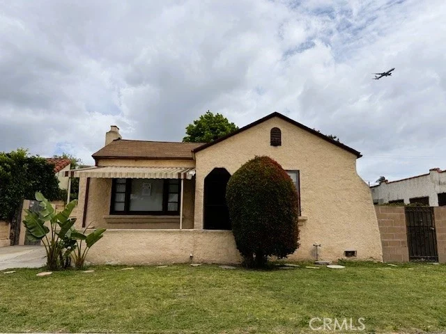 9432 S Hobart Boulevard photo 1