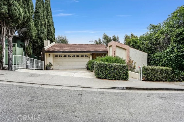 3334 Oak Glen, Los Angeles