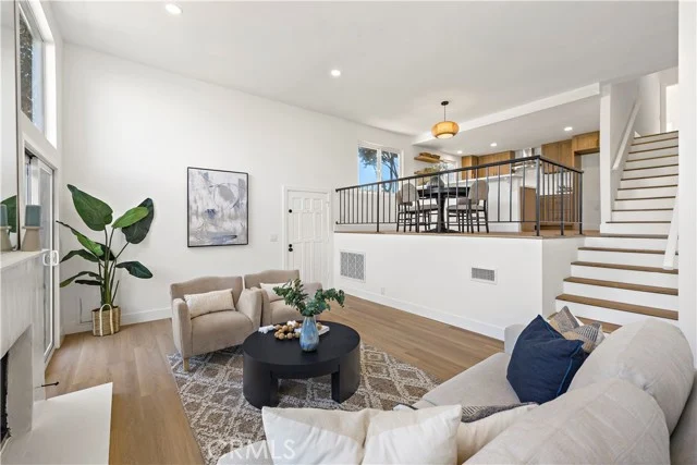 2707 Vanderbilt Lane #3, Redondo Beach