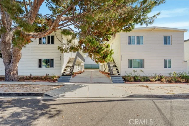 1826 12th Street, Manhattan Beach