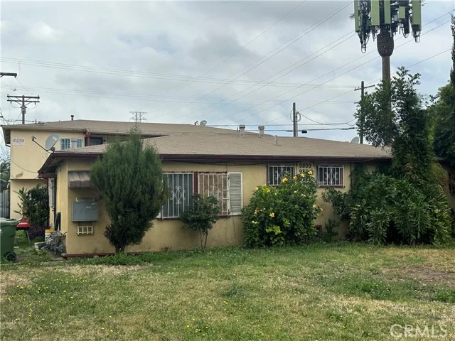 9809 Avalon, Los Angeles