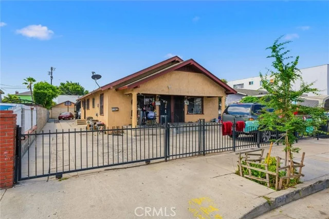 724 E 50th, Los Angeles