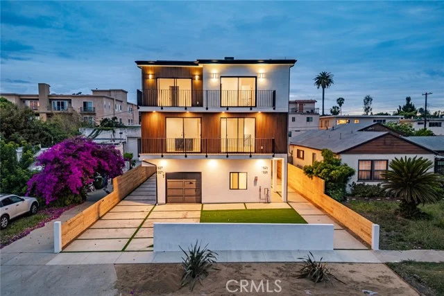 1525 S Carmelina, Los Angeles