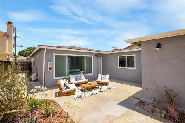18508 Kingsdale Avenue photo 1