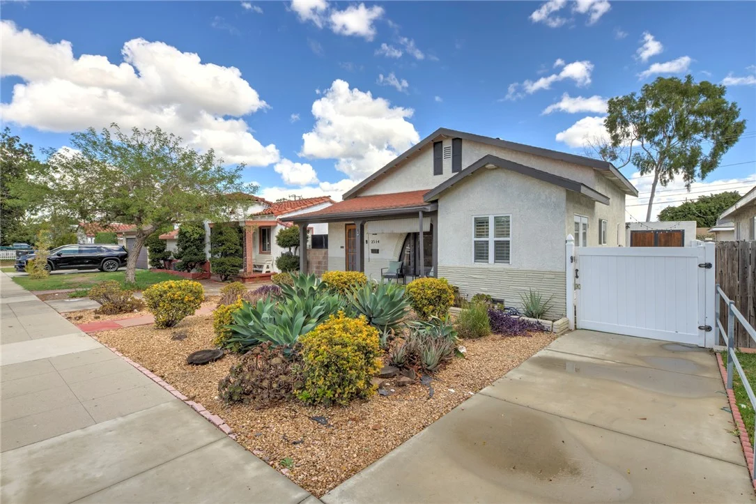 2514 Fashion Ave photo 4