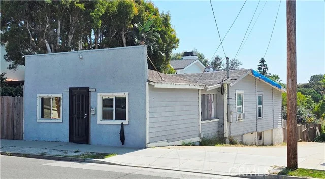 405 Ardmore Avenue, Hermosa Beach