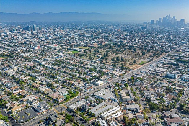 1817 Roosevelt Avenue, Los Angeles