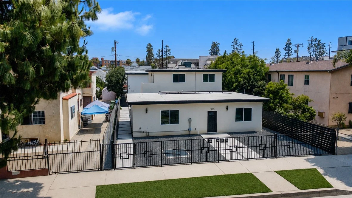 1023 E 28th, Los Angeles
