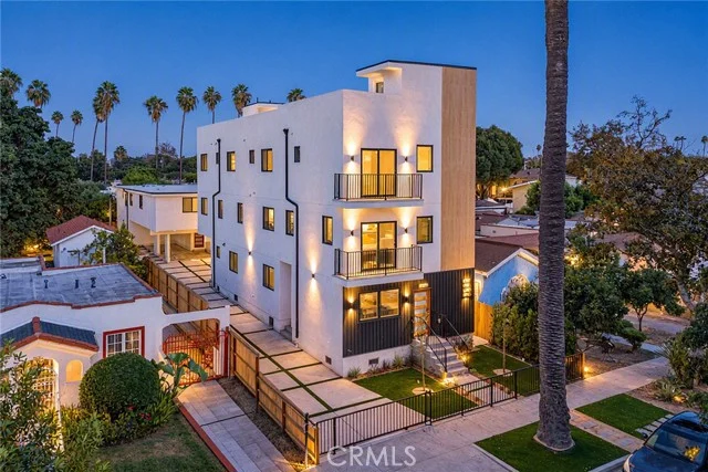 3440 West, Los Angeles