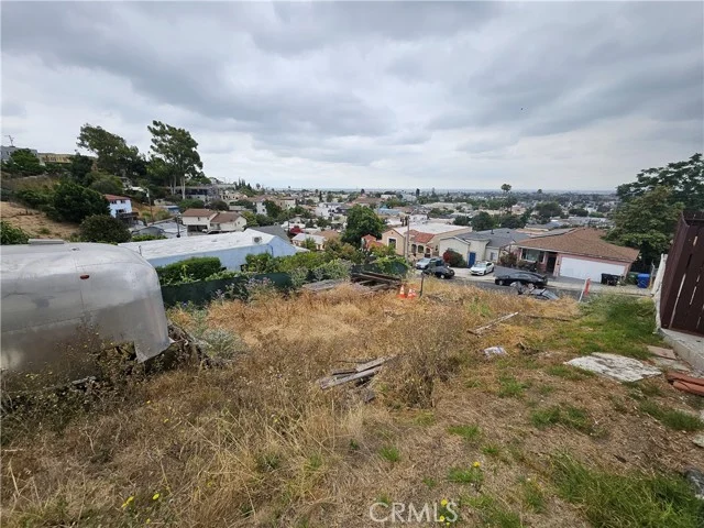 1142 N Stone, Los Angeles
