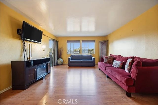 2507 E 15th Street #109, Long Beach