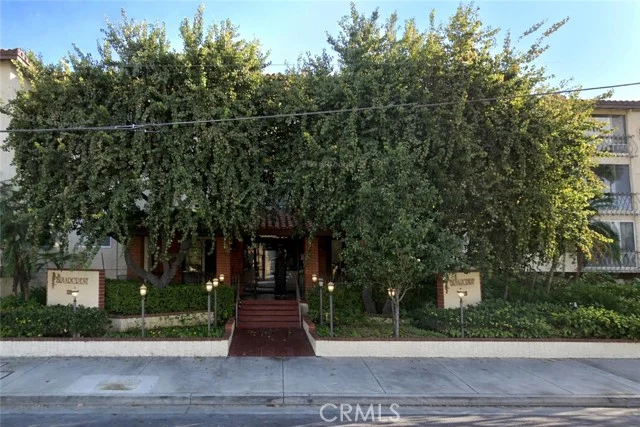 12830 Burbank #307, Valley Village