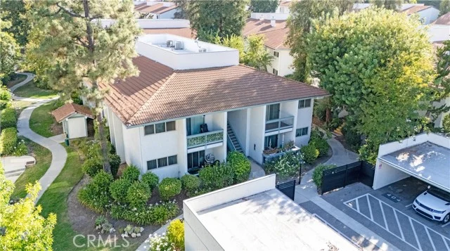 4644 Park Granada #167, Calabasas