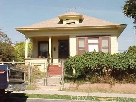 2427 Houston photo 1