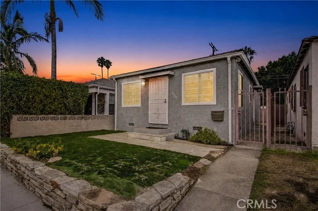 8911 Cattaraugus, Los Angeles