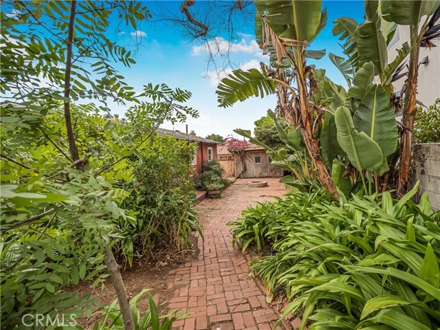 1411 Prospect Avenue photo 3