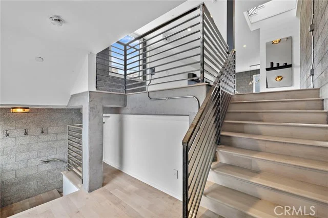 4151 Redwood Avenue #106 photo 5