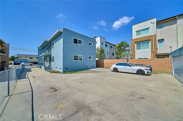 14506 S Normandie Avenue photo 4