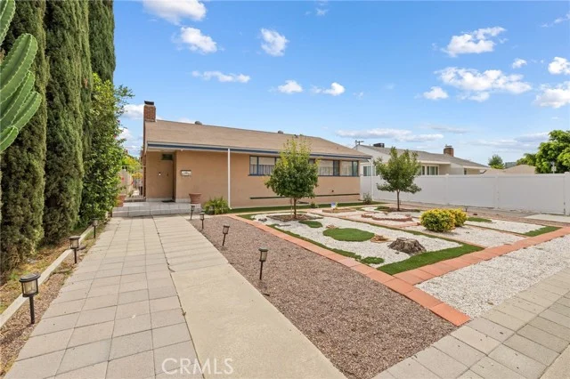 6306 Denny Avenue photo 3
